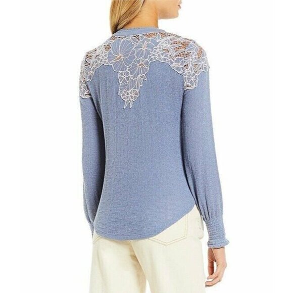 Free People Knit Top Henley - Embroidered Crochet Extra Small  XS New with Tags - Picture 3 of 4